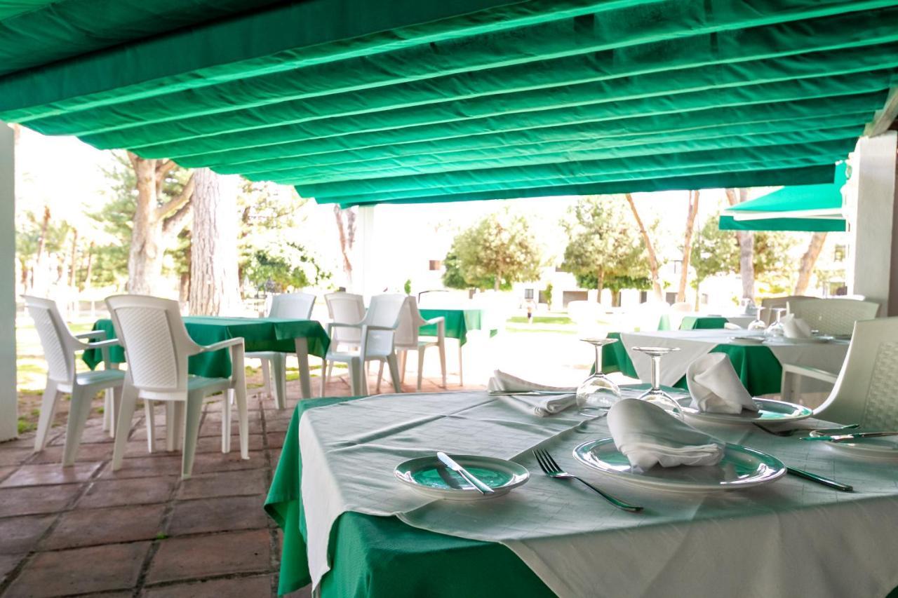 Marbella Banus Suites - Lily Playas Del Duque Banus Beach Apartment Exterior photo